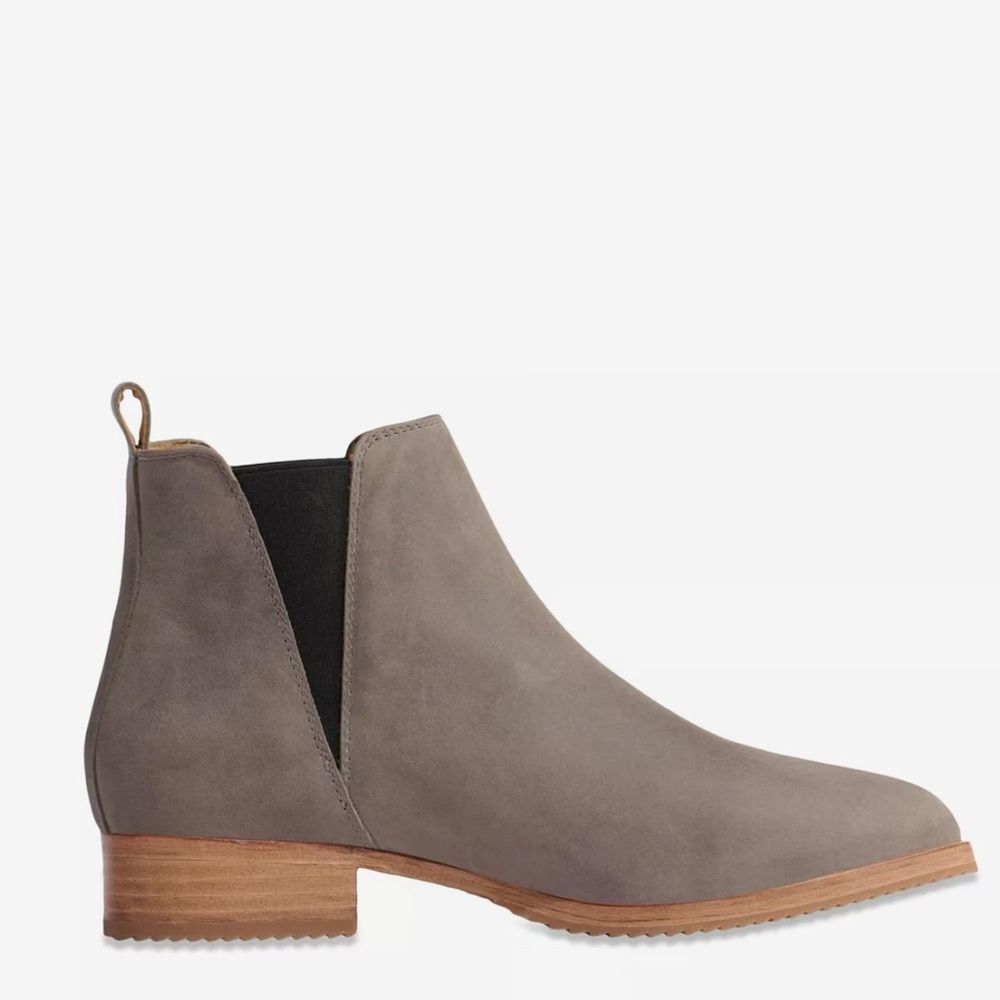 Nisolo Eva Everyday Chelsea Boot Grey Suede Leather Comfort Women’s Size 7.5 NEW - Picture 2 of 13